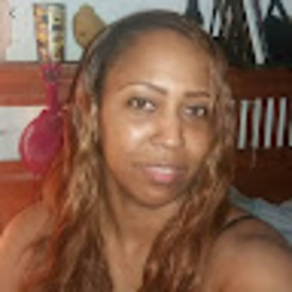 Meet your Posher, Denise